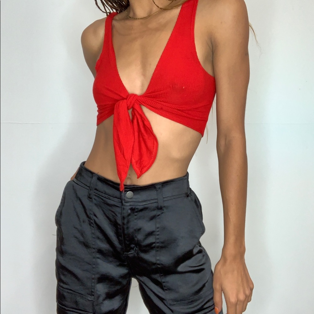 Forever 21 Tie Front Crop Top